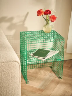 GRID SIDE TABLE