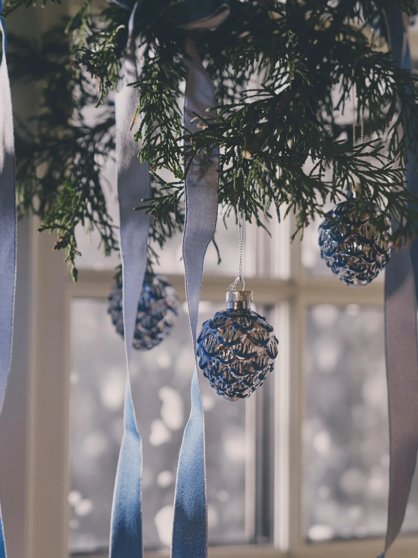 Kongleornament