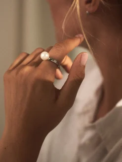 Pearl Ring M