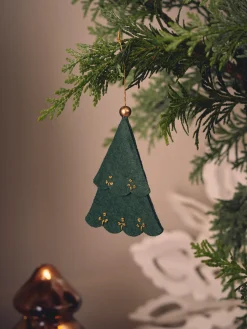 Treornament