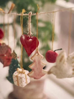 Treornament